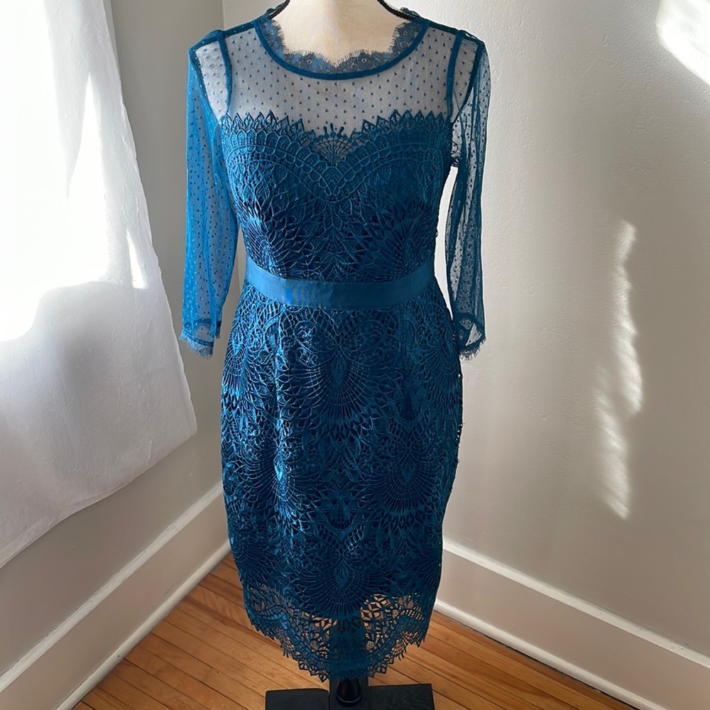 NWOT Adrianna Papell Teal lace and mesh dress